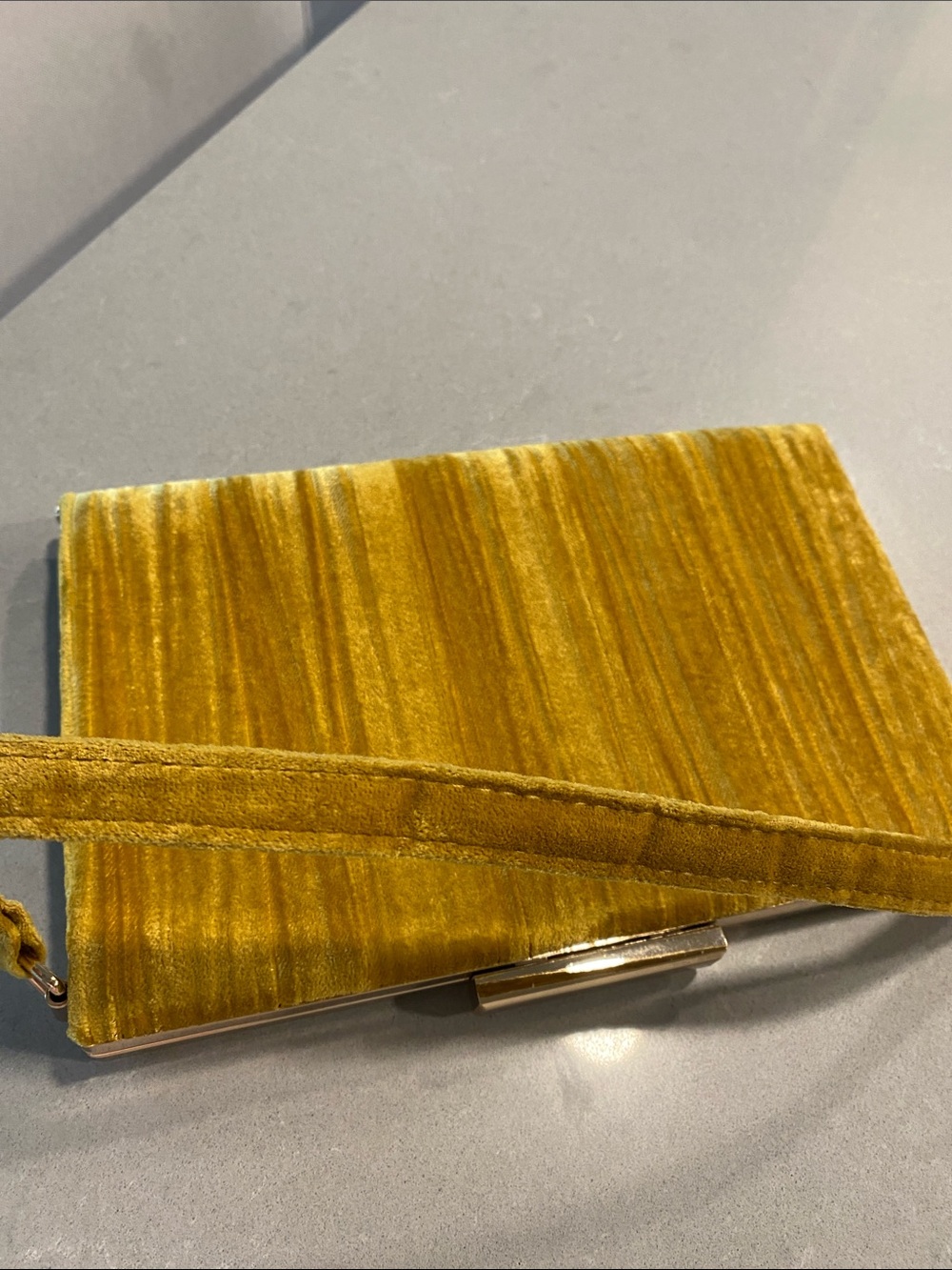 Zara Mustard Yellow Velvet Top-Handle Clutch Evening Bag Vintage Vibes Fall - Picture 8 of 16